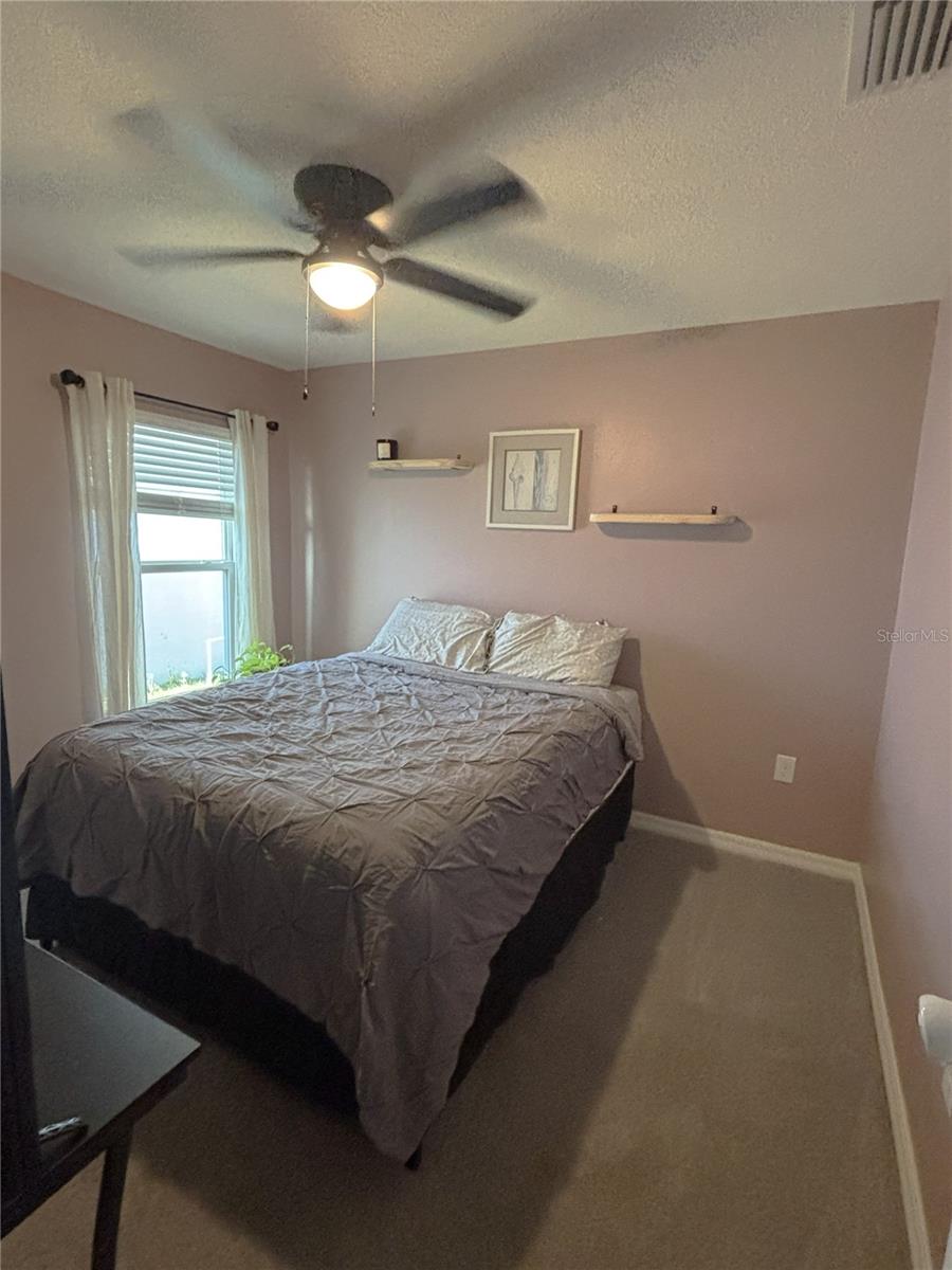 Listing photo id 12 for 16731 Kingman Reef Street
