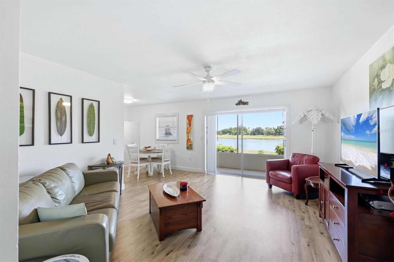 Image 3 of 41 For 7271 Country Club Drive N 122