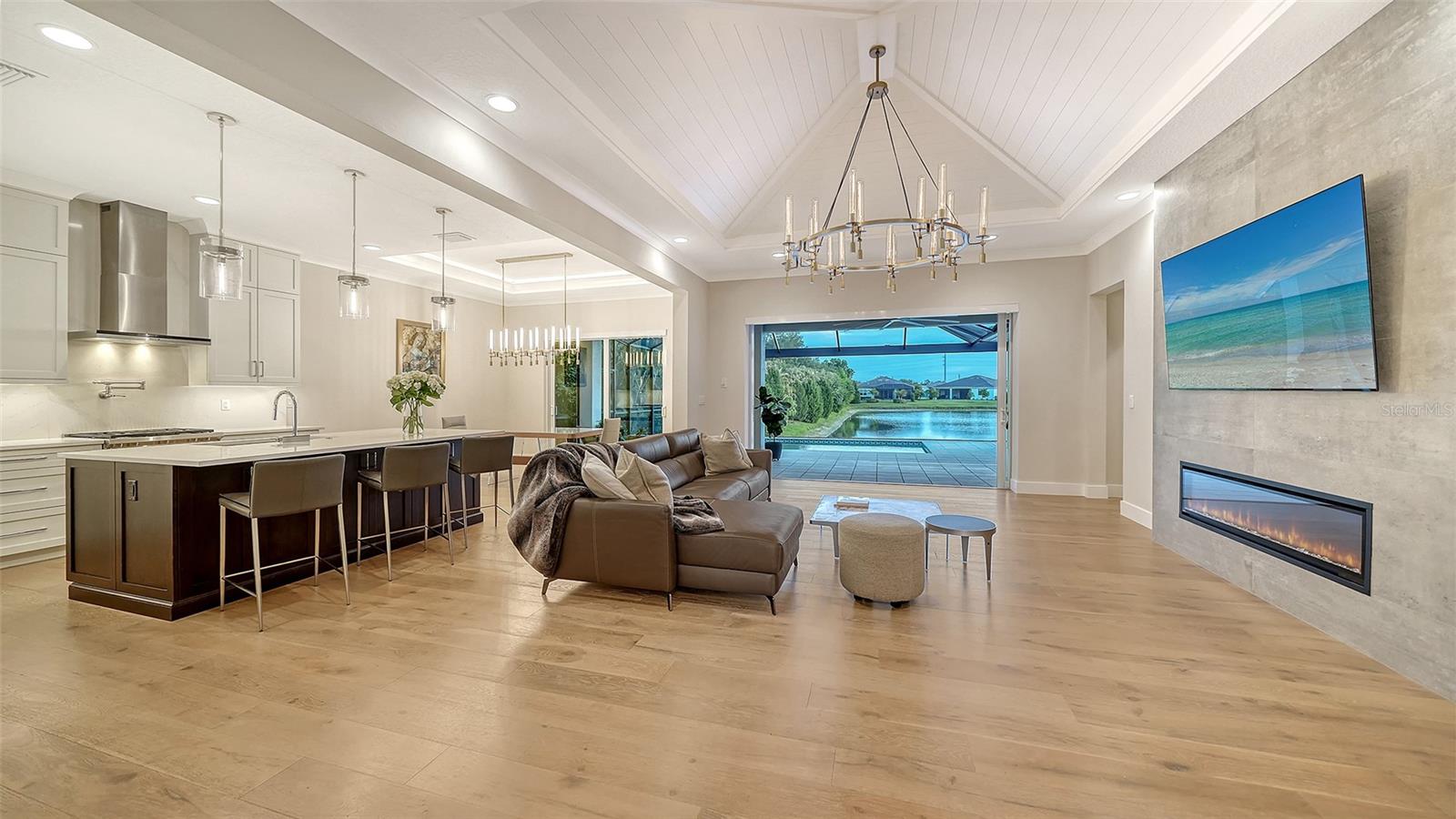 Image 5 of 53 For 7700 Sandhill Lake Drive