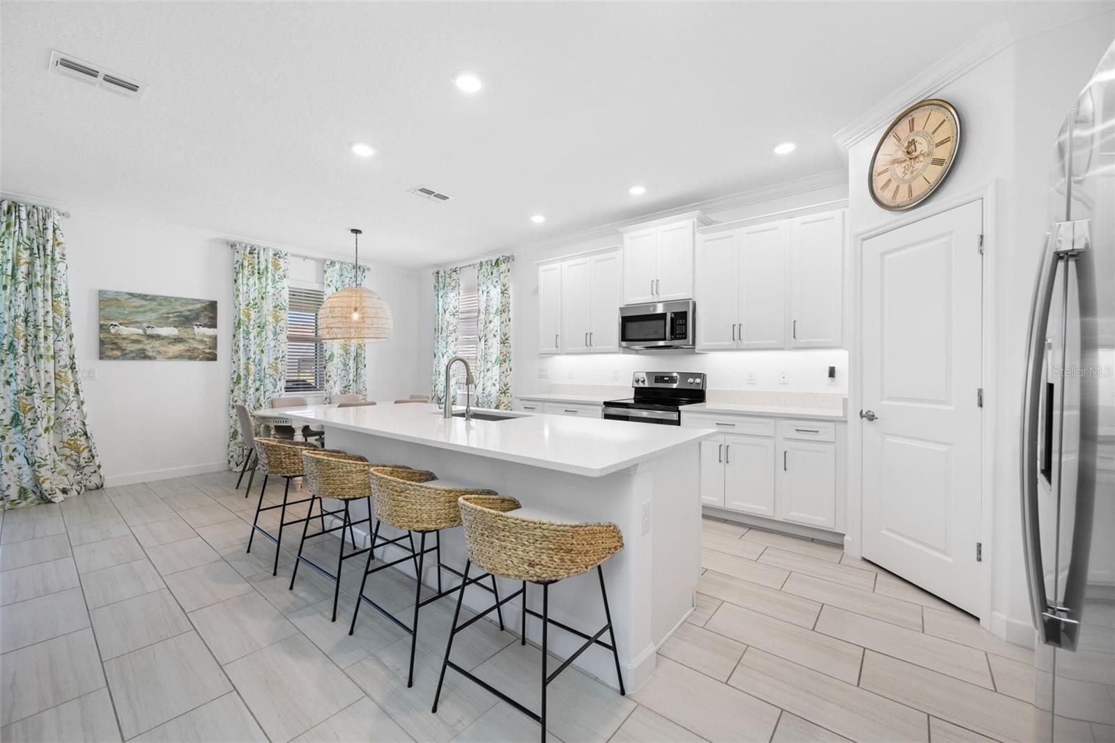 Image 17 of 68 For 14325 17th Court E