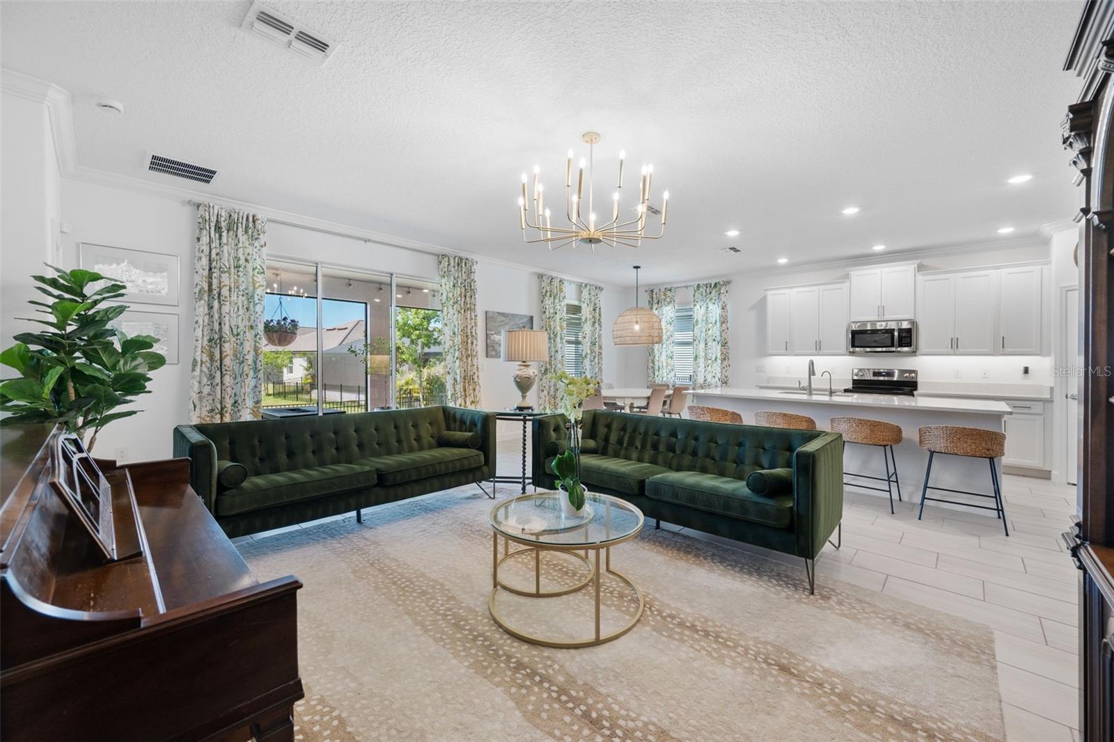 Image 3 of 68 For 14325 17th Court E