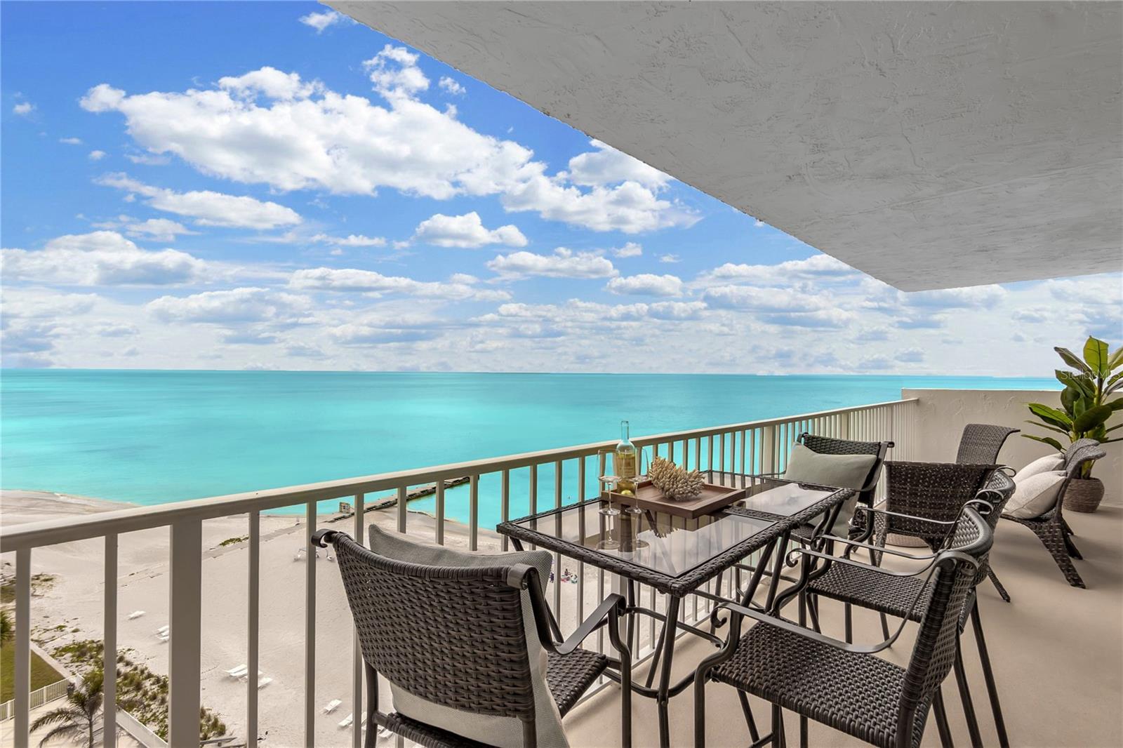 Image 2 of 43 For 2301 Gulf Of Mexico Drive 102n