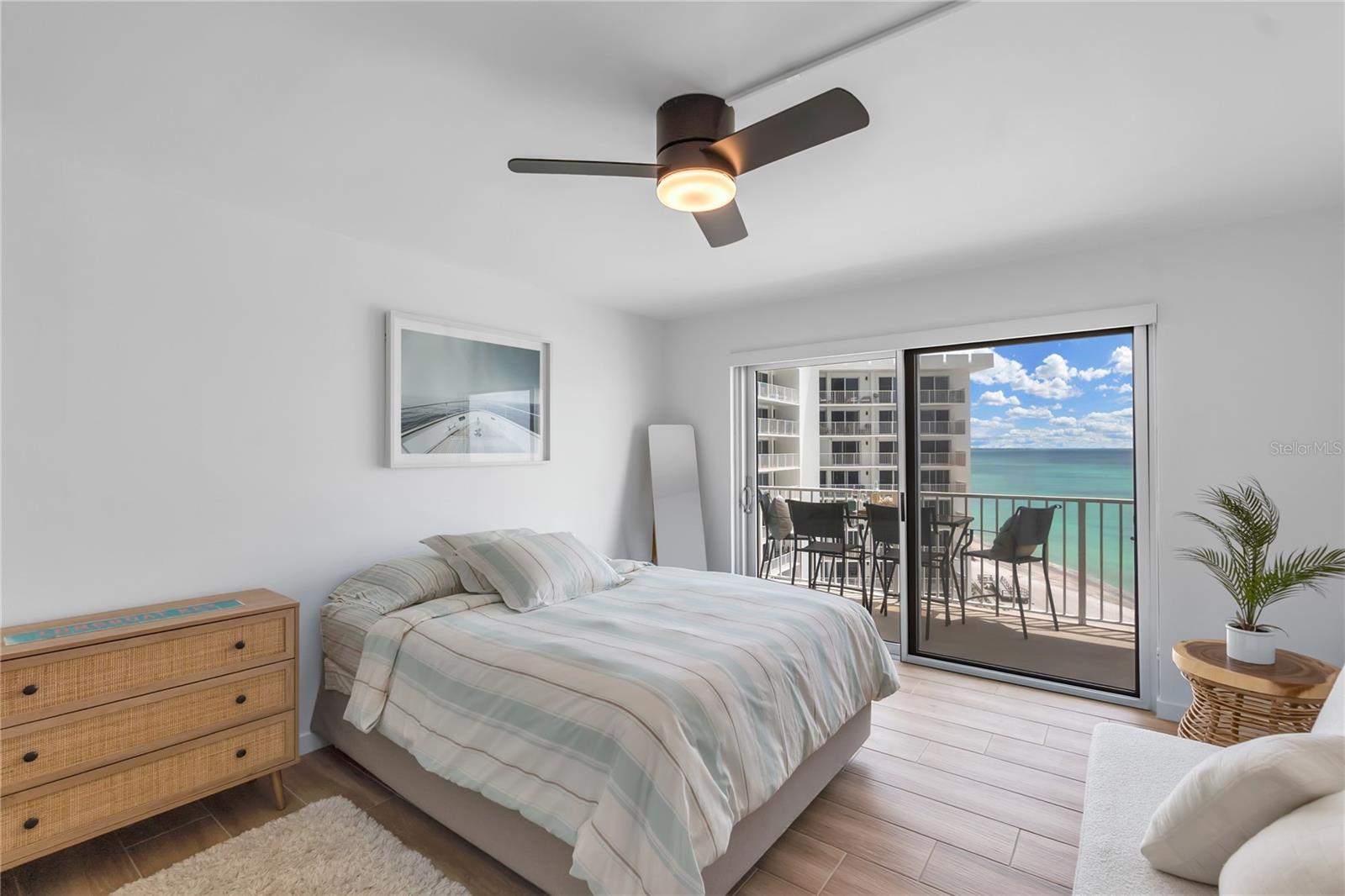 Image 20 of 43 For 2301 Gulf Of Mexico Drive 102n