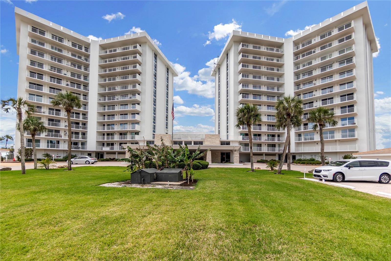 Image 37 of 43 For 2301 Gulf Of Mexico Drive 102n