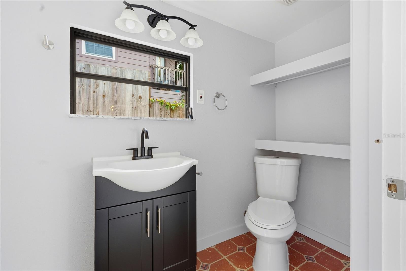 Image 25 of 33 For 2827 22nd Street W