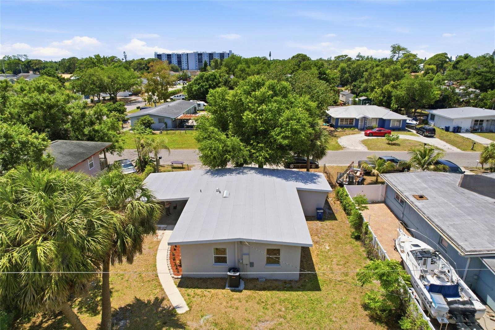 Image 29 of 33 For 2827 22nd Street W