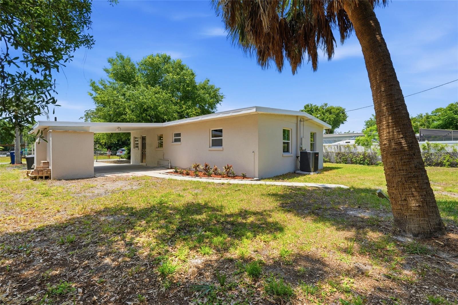 Image 30 of 33 For 2827 22nd Street W