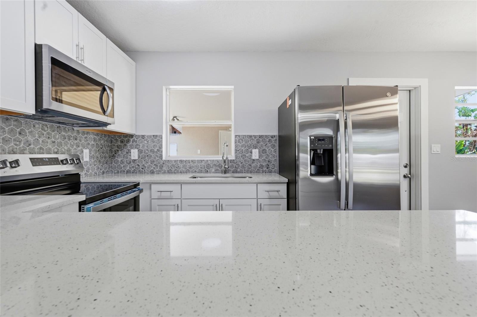 Image 6 of 33 For 2827 22nd Street W