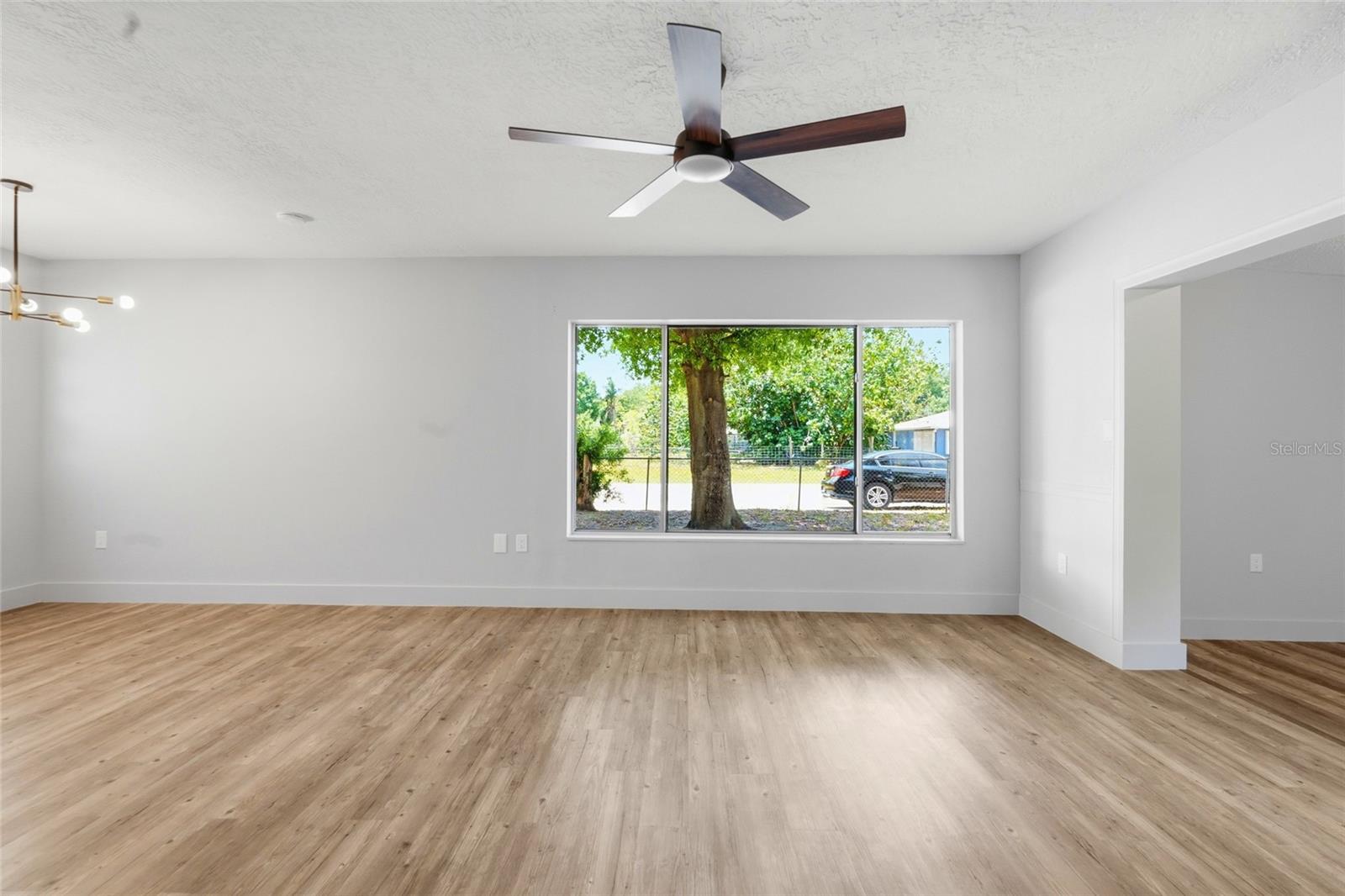 Image 8 of 33 For 2827 22nd Street W