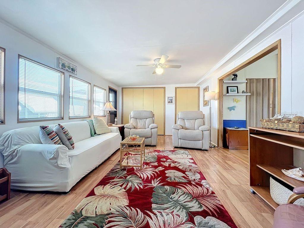 Image 6 of 52 For 3333 26th Avenue E 1099