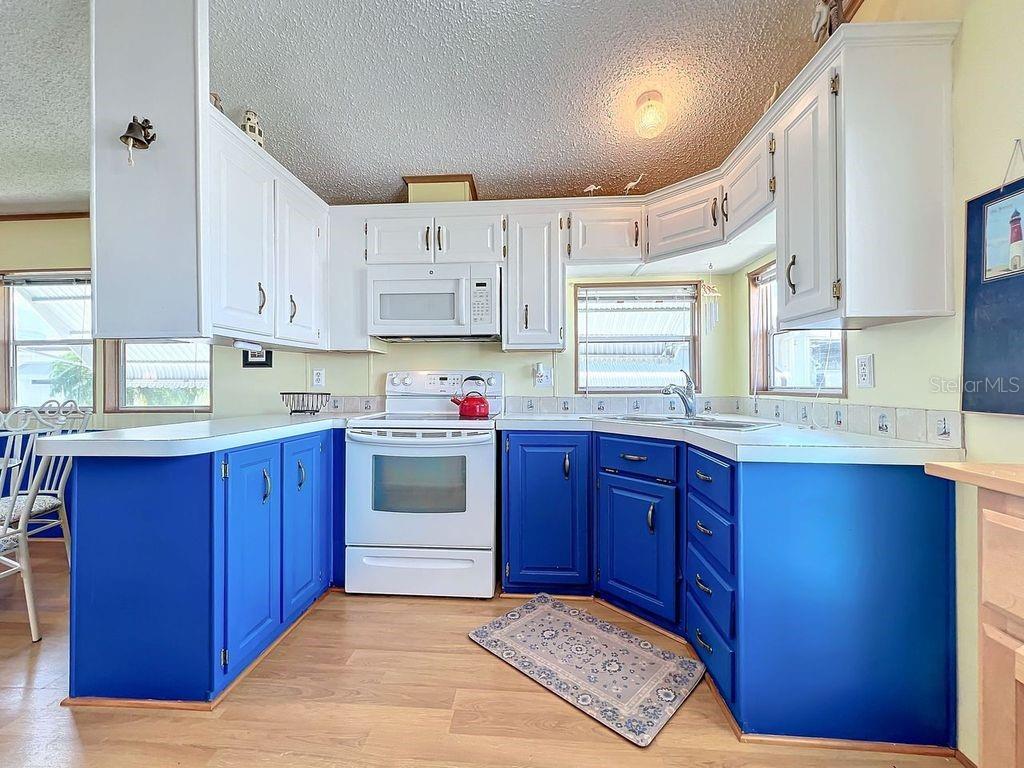 Image 9 of 52 For 3333 26th Avenue E 1099
