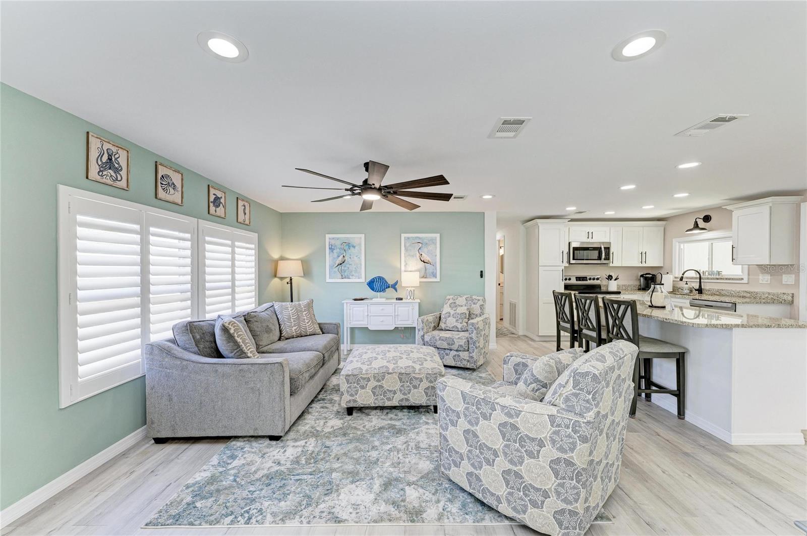 Image 36 of 75 For 8 Buena Vista Avenue