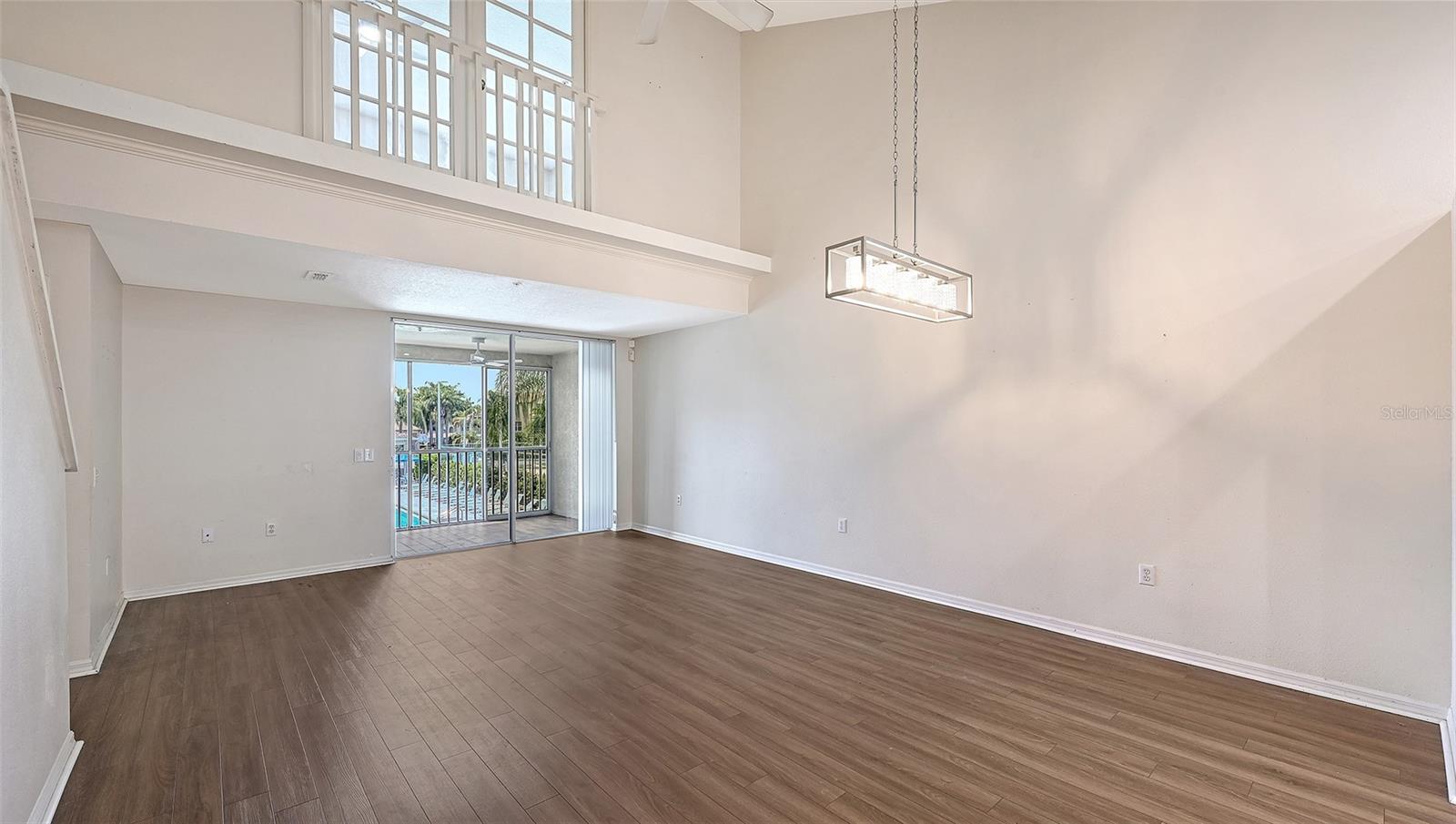 Image 6 of 64 For 4270 Castlebridge Lane 1723