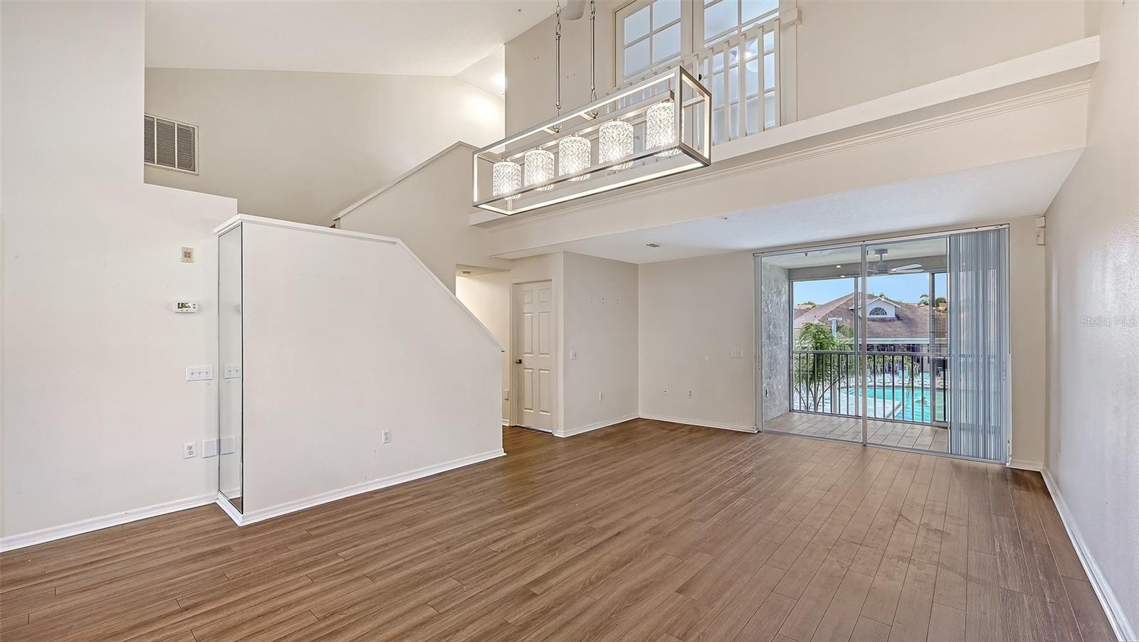 Image 8 of 64 For 4270 Castlebridge Lane 1723