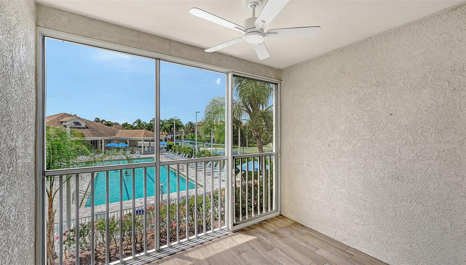Image 9 of 64 For 4270 Castlebridge Lane 1723