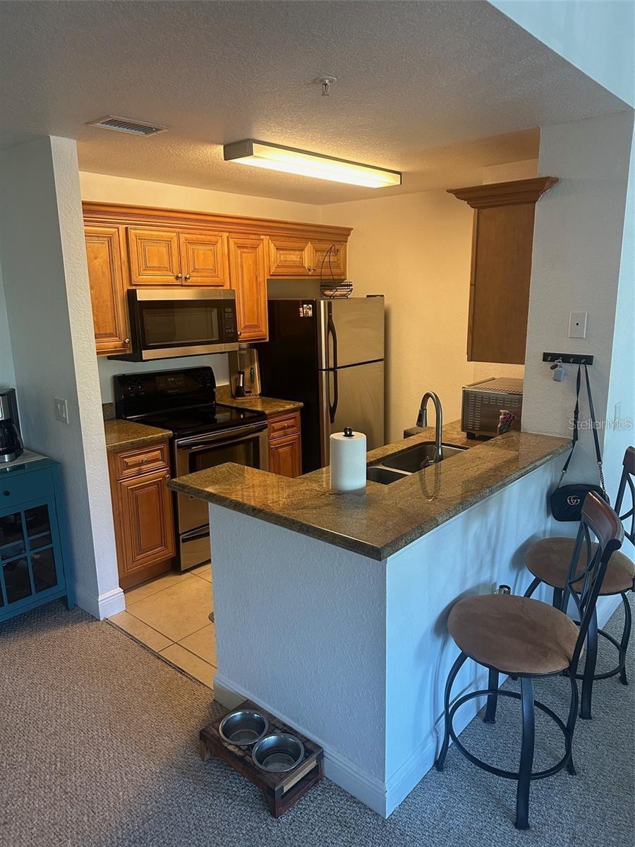 Image 5 of 14 For 8926 Manor Loop 202