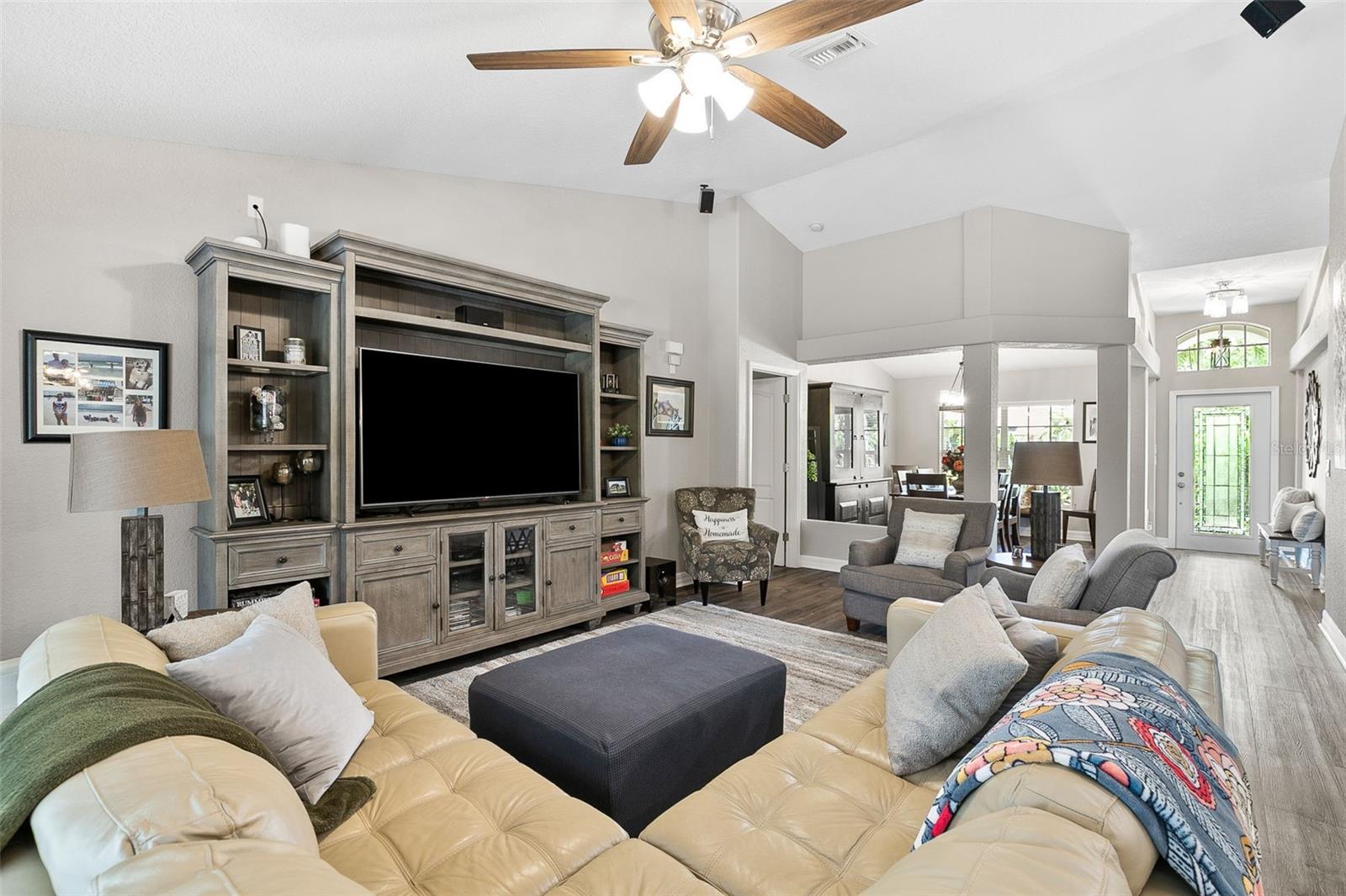 Image 12 of 90 For 1282 Clearview Drive