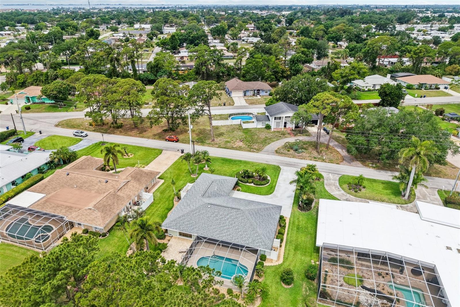 Image 32 of 33 For 530 Magellan Drive