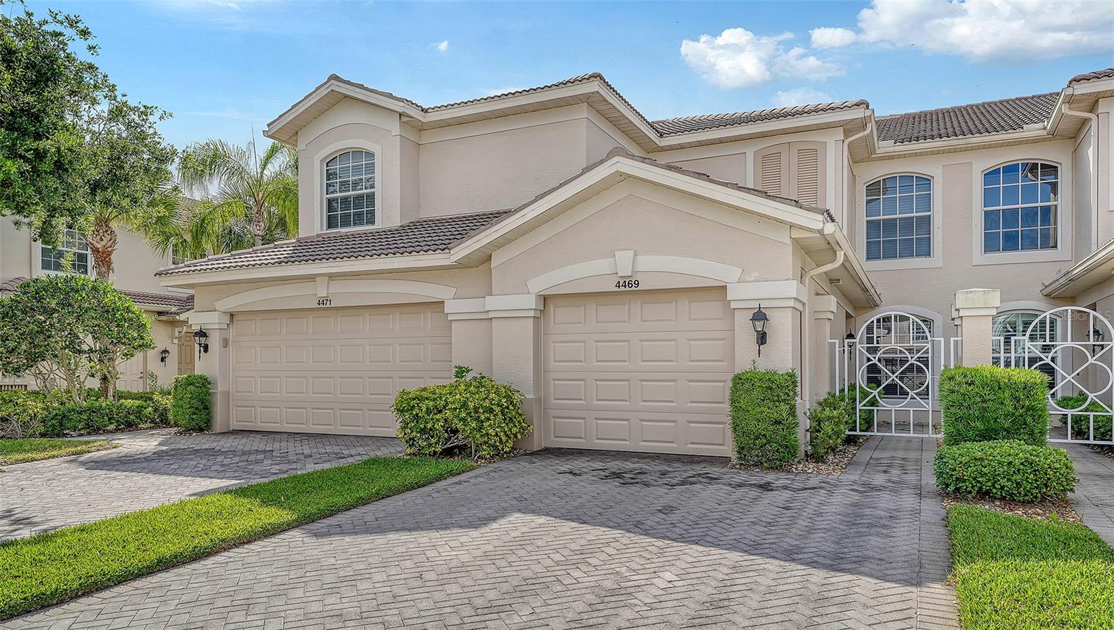 Image 2 of 49 For 4469 Cinnamon Drive 2505