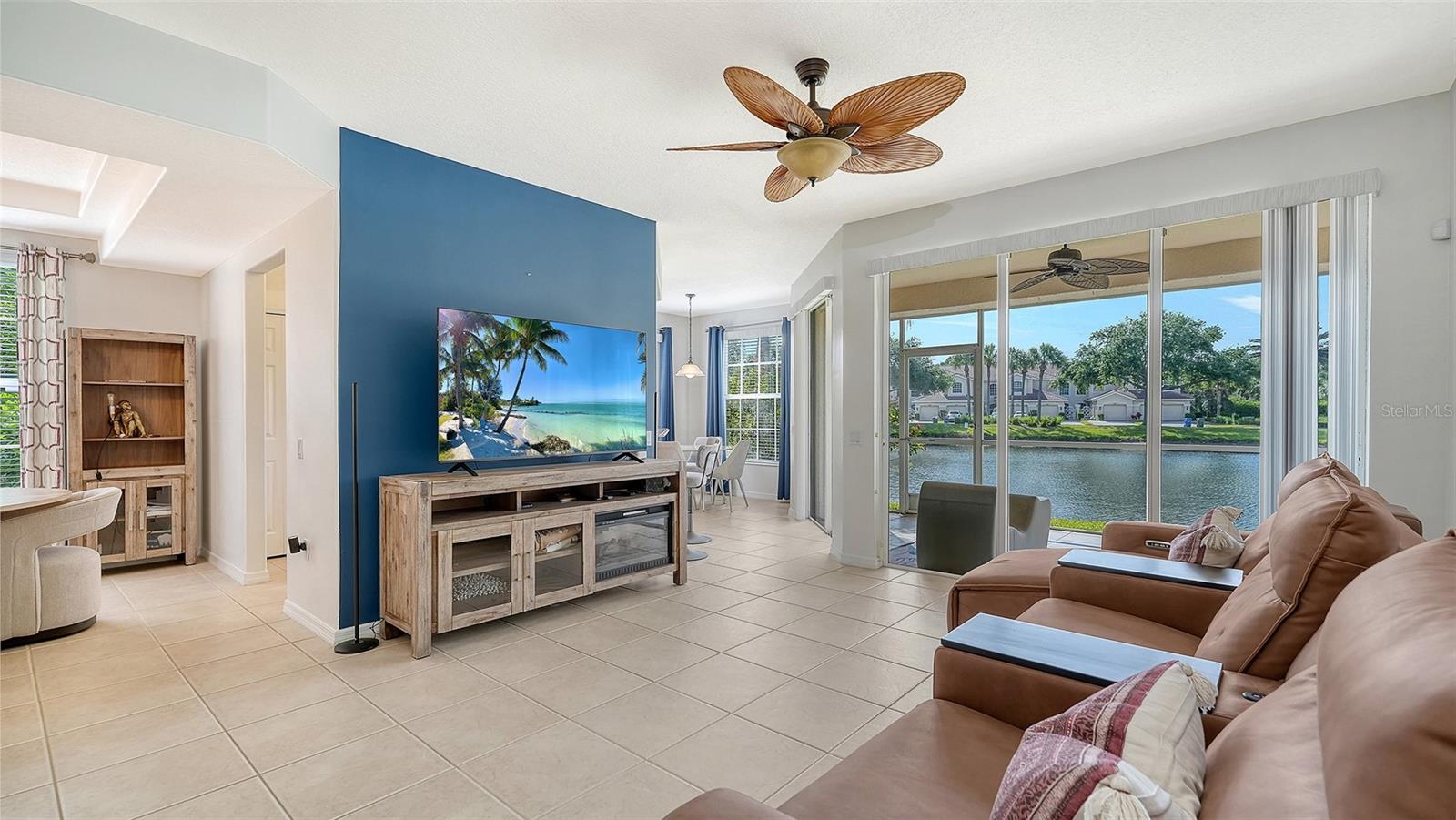 Image 3 of 49 For 4469 Cinnamon Drive 2505