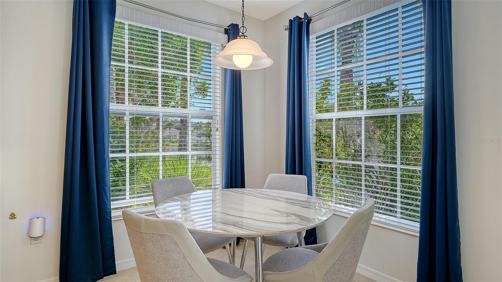 Image 6 of 49 For 4469 Cinnamon Drive 2505