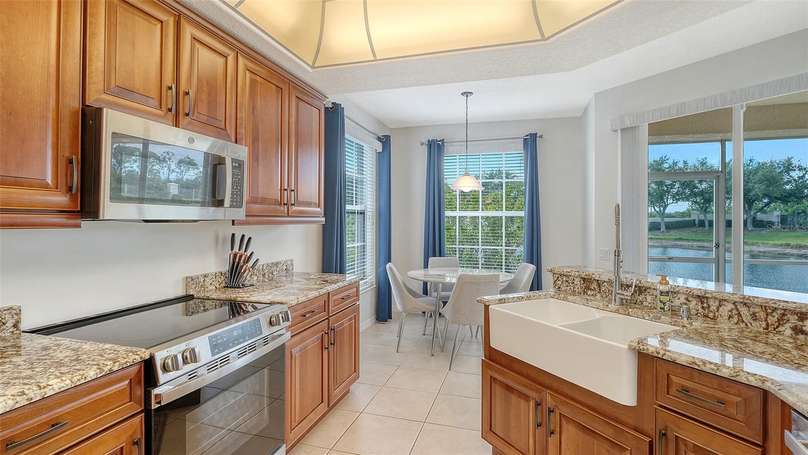 Image 8 of 49 For 4469 Cinnamon Drive 2505