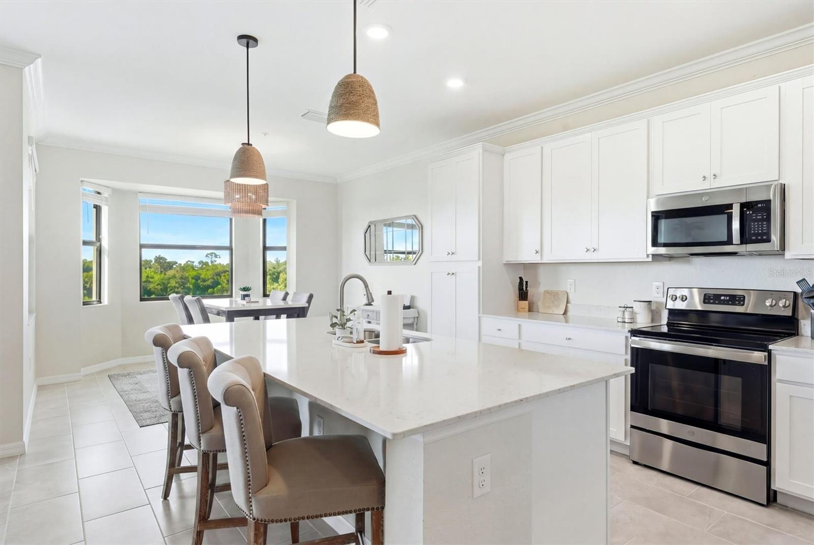 Image 25 of 78 For 18008 Gawthrop Drive 401