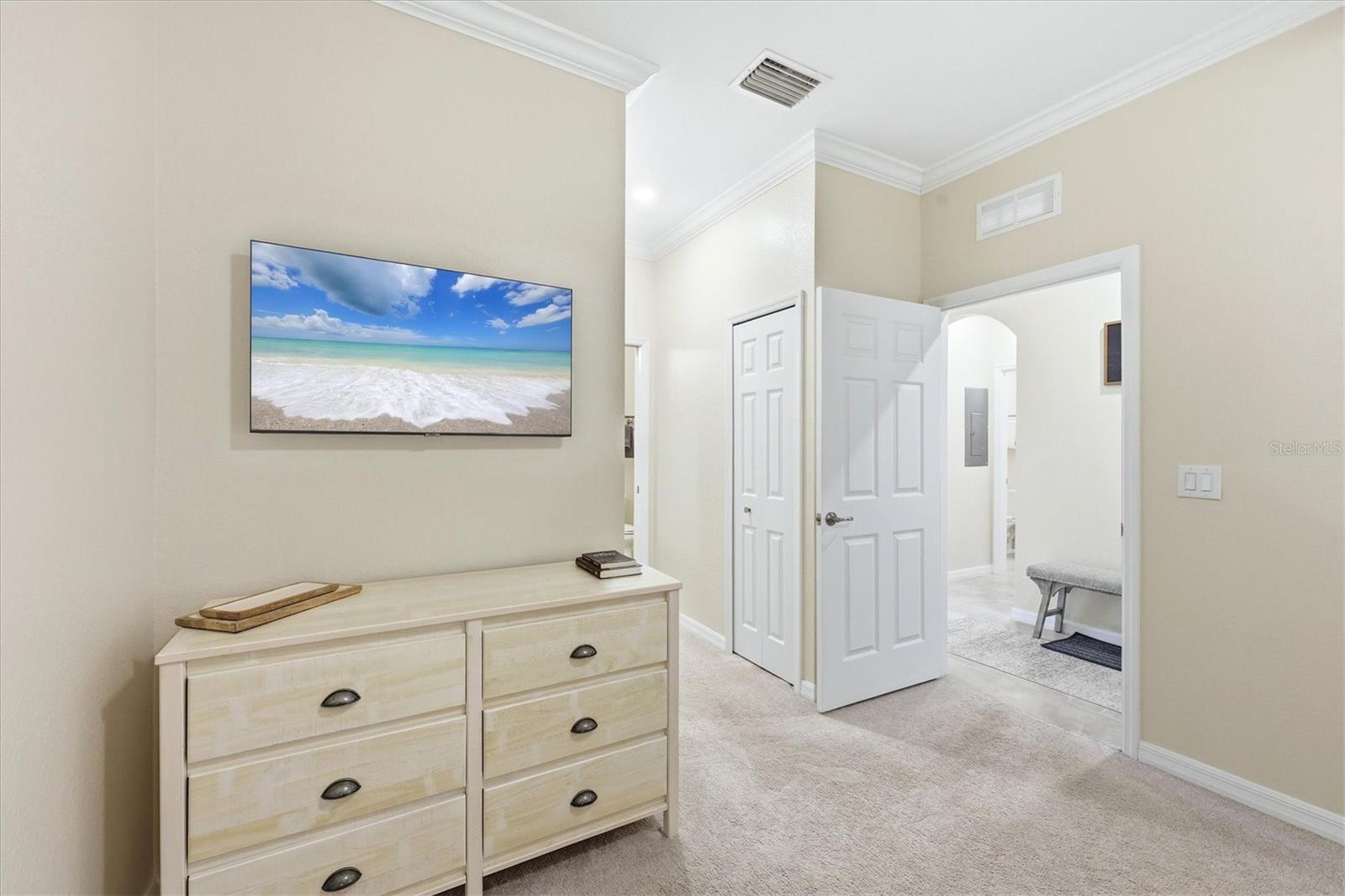 Image 28 of 78 For 18008 Gawthrop Drive 401