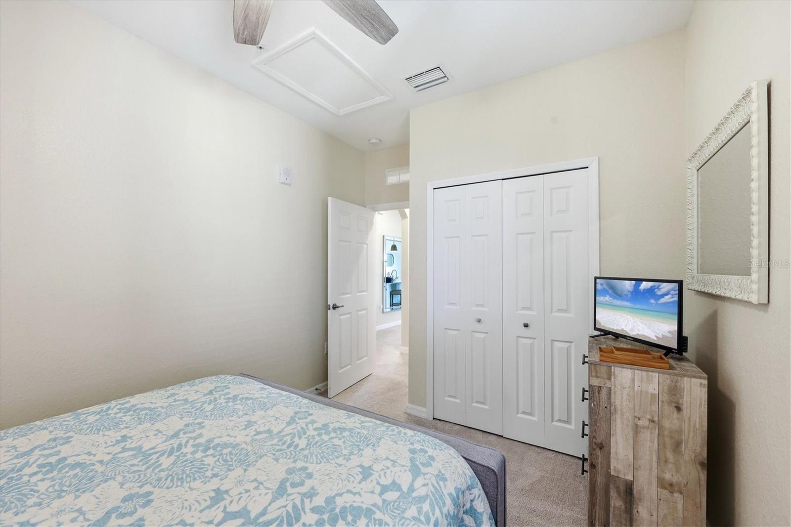 Image 29 of 78 For 18008 Gawthrop Drive 401