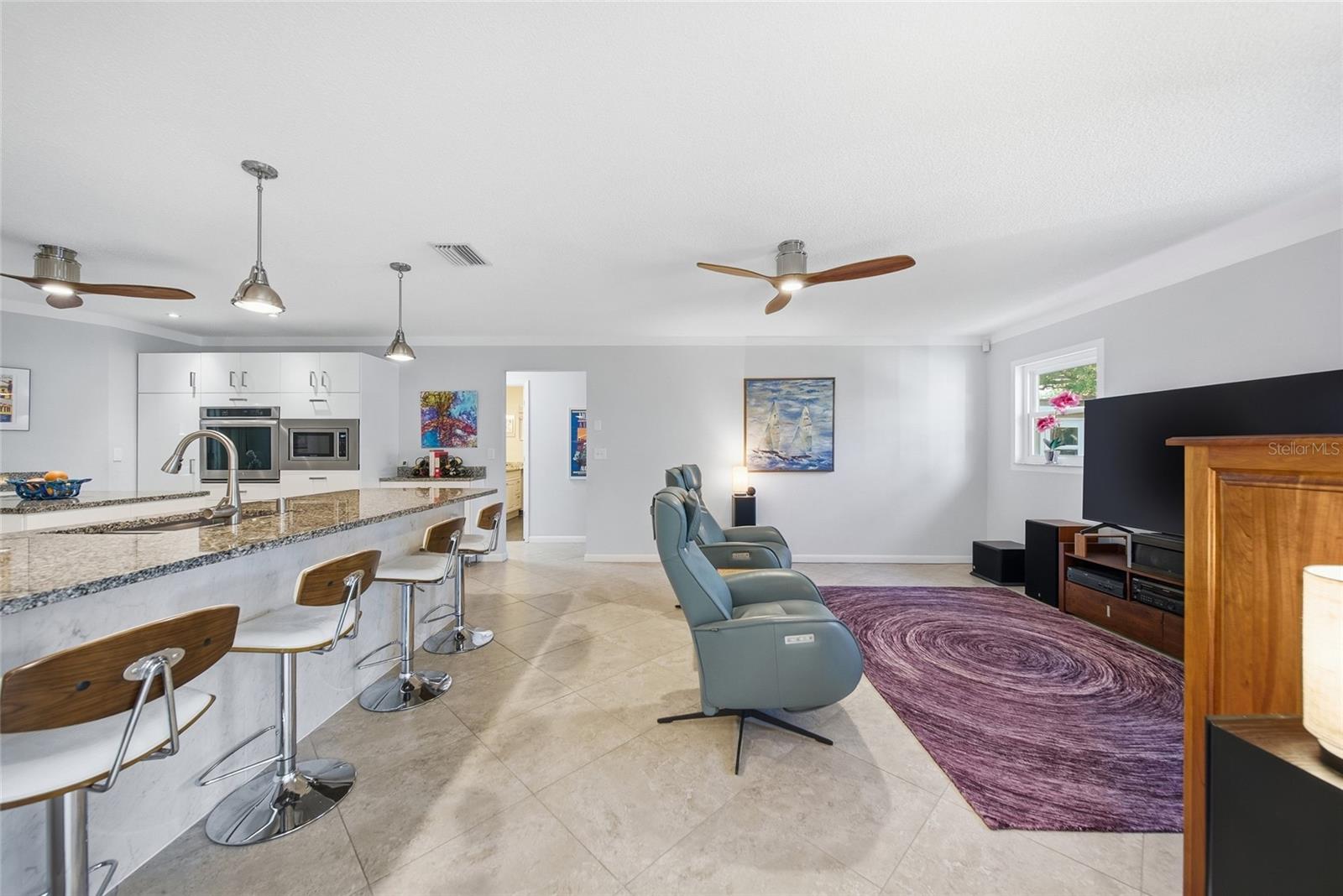 Listing photo id 12 for 8304 12th Avenue Drive Nw