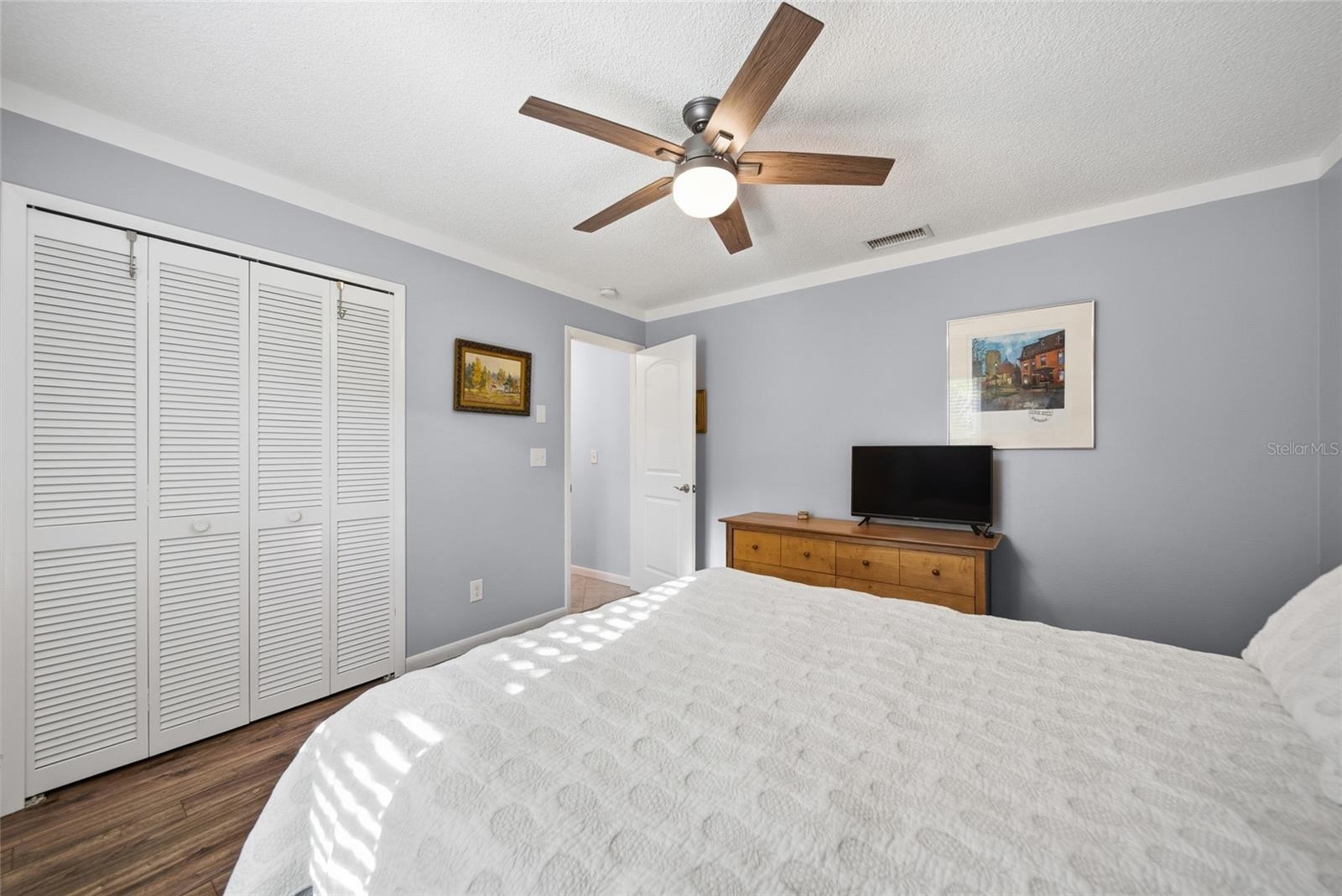 Listing photo id 19 for 8304 12th Avenue Drive Nw