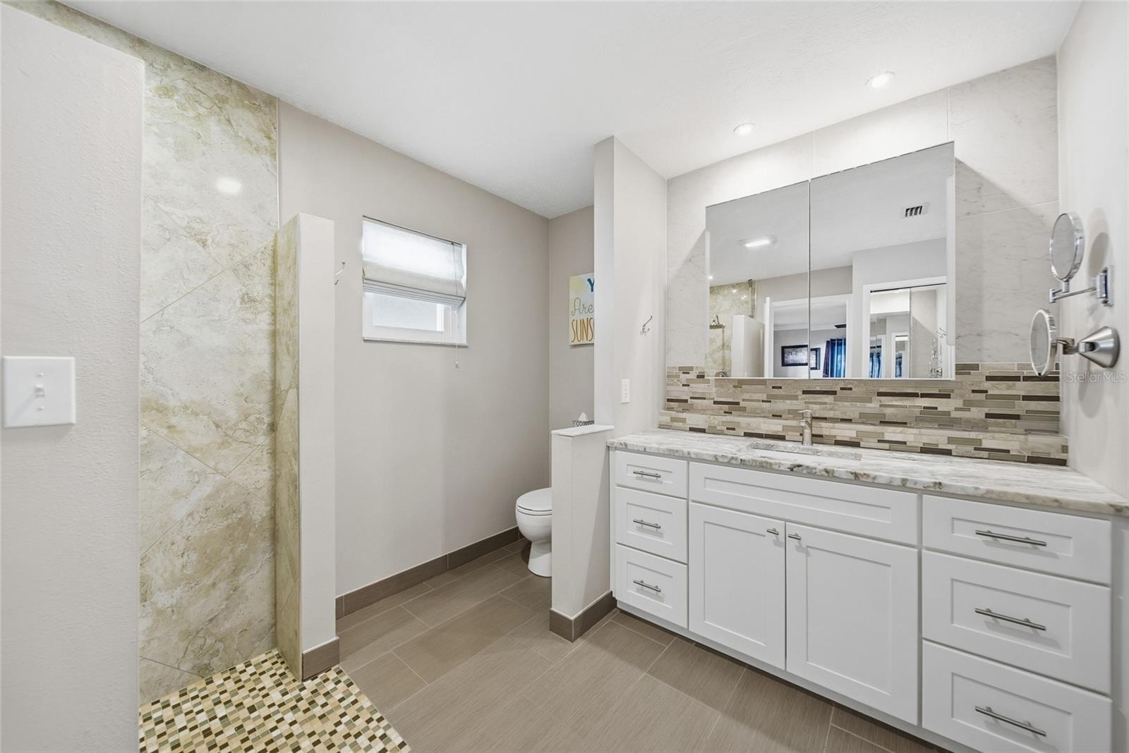 Listing photo id 32 for 8304 12th Avenue Drive Nw