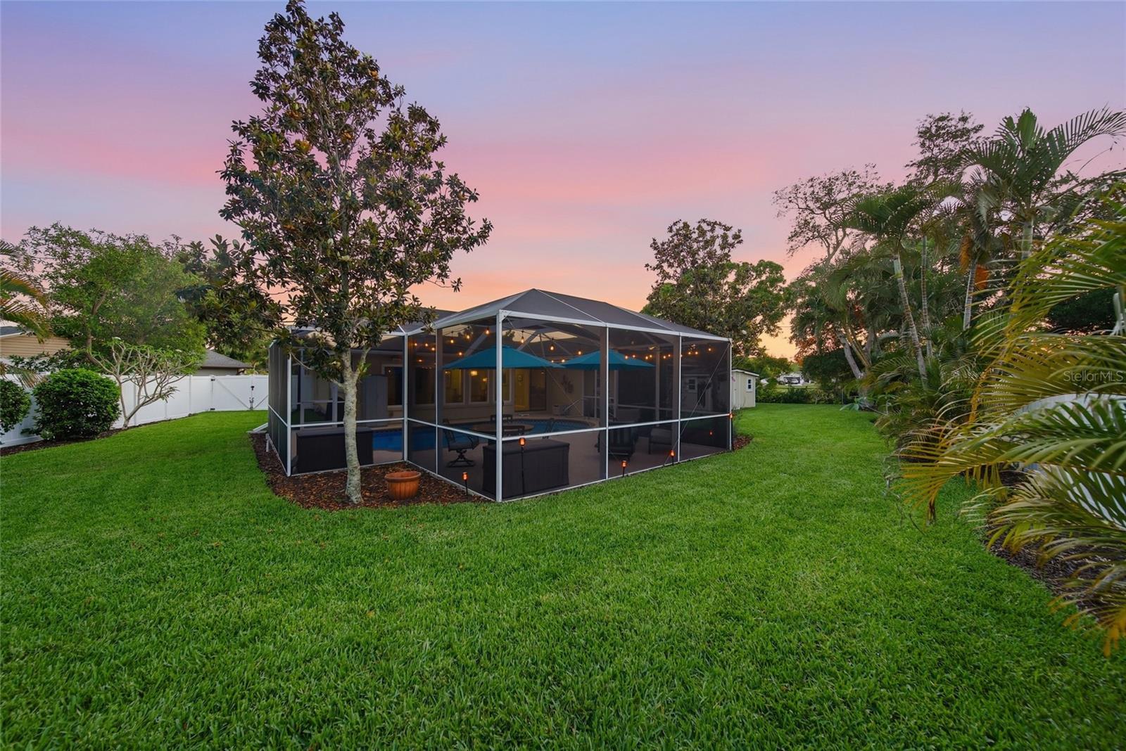 Listing photo id 58 for 8304 12th Avenue Drive Nw