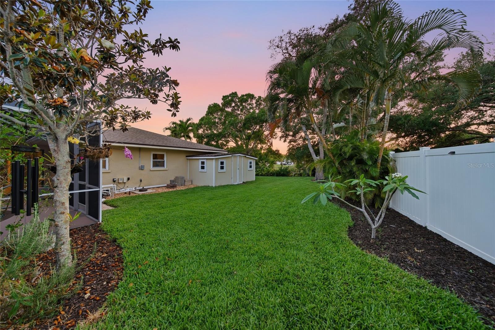 Listing photo id 59 for 8304 12th Avenue Drive Nw