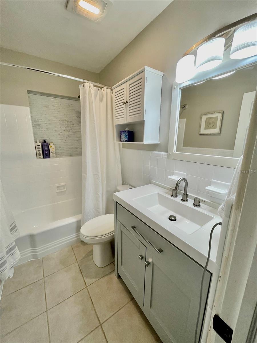 Image 19 of 22 For 6312 Lockwood Ridge Road