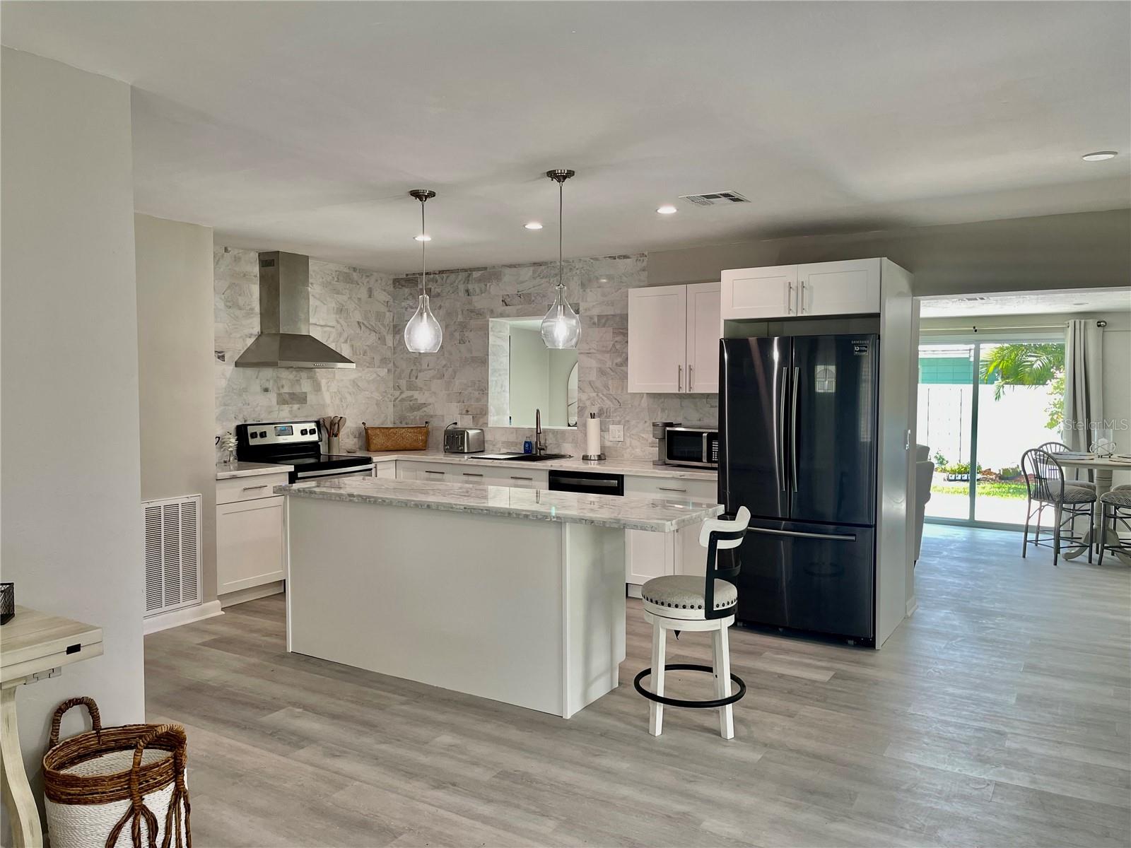 Image 7 of 22 For 6312 Lockwood Ridge Road