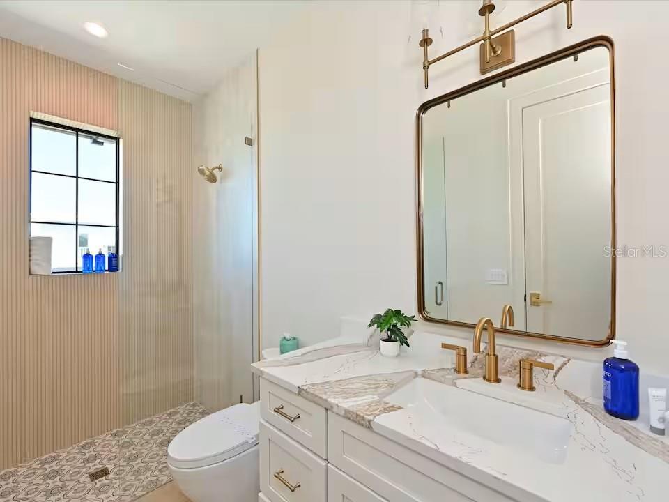 Image 20 of 43 For 2209 Avenue B