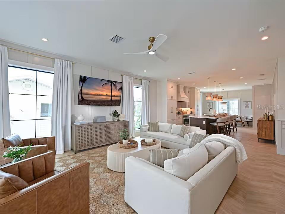 Image 6 of 43 For 2209 Avenue B