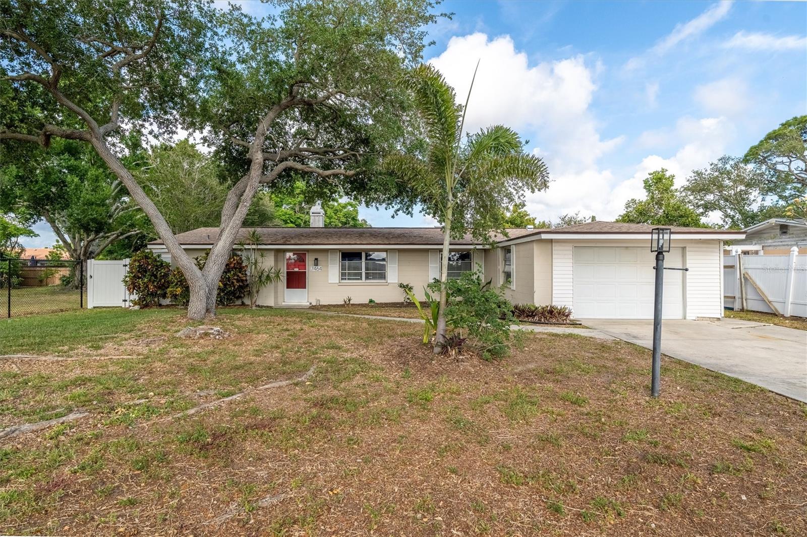 Details for 7464 Cass Circle, SARASOTA, FL 34231