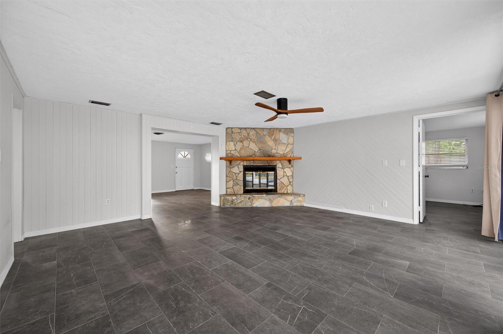 Image 14 of 40 For 7464 Cass Circle