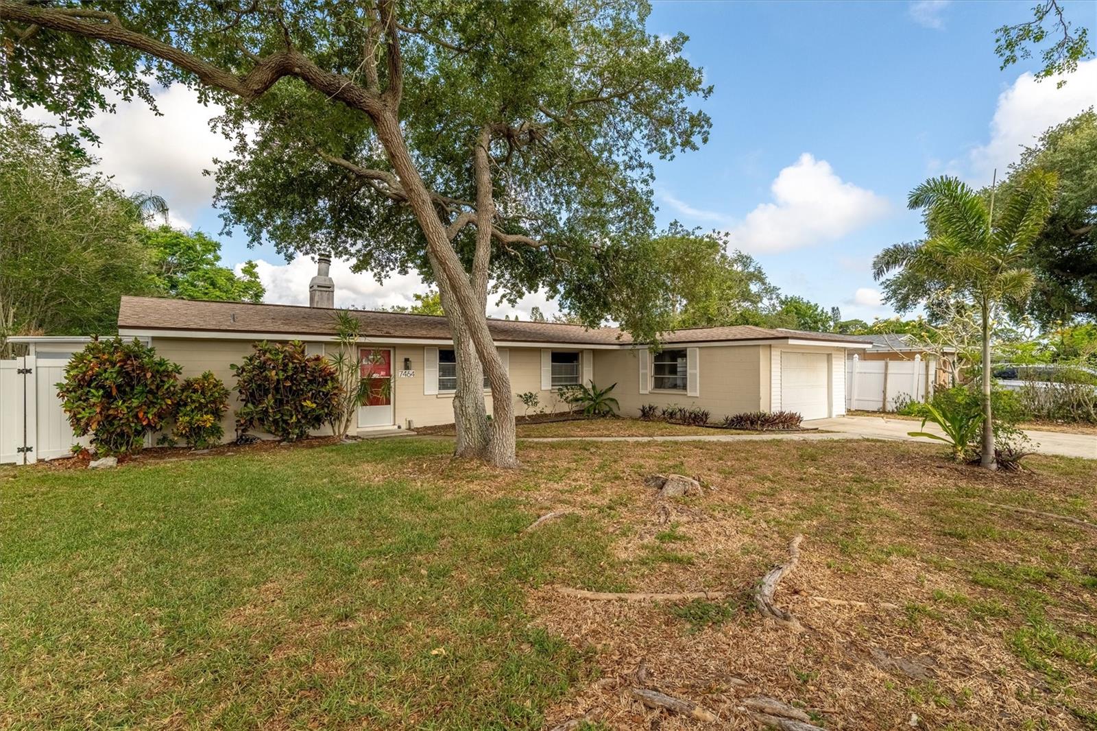 Image 3 of 40 For 7464 Cass Circle