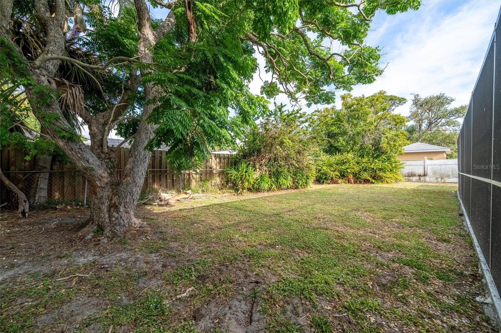 Image 35 of 40 For 7464 Cass Circle
