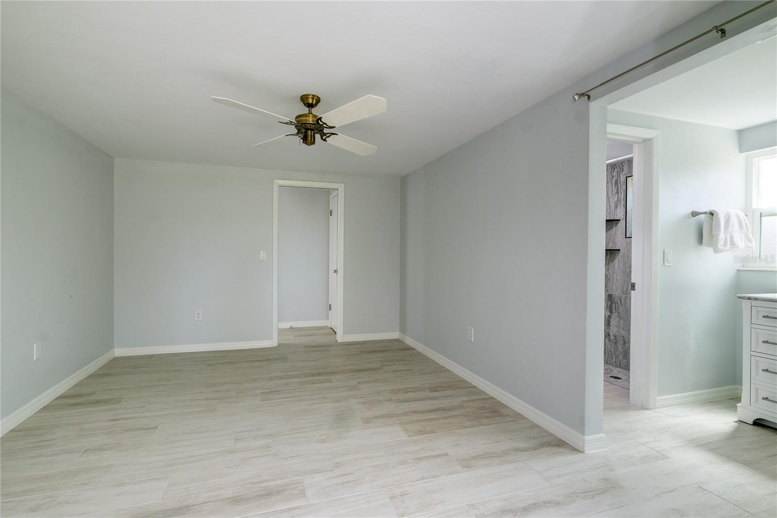 Image 11 of 40 For 3024 Chase Circle