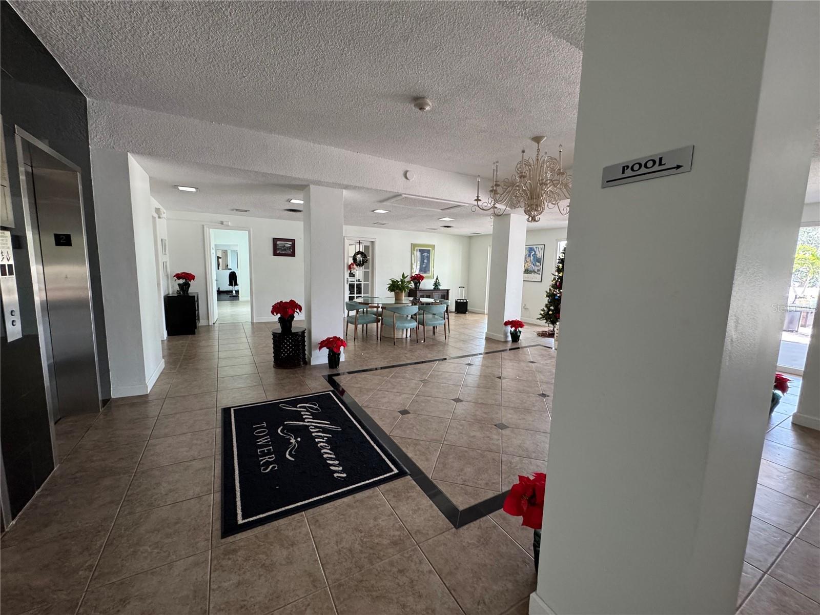 Image 3 of 22 For 33 Gulfstream Avenue 409
