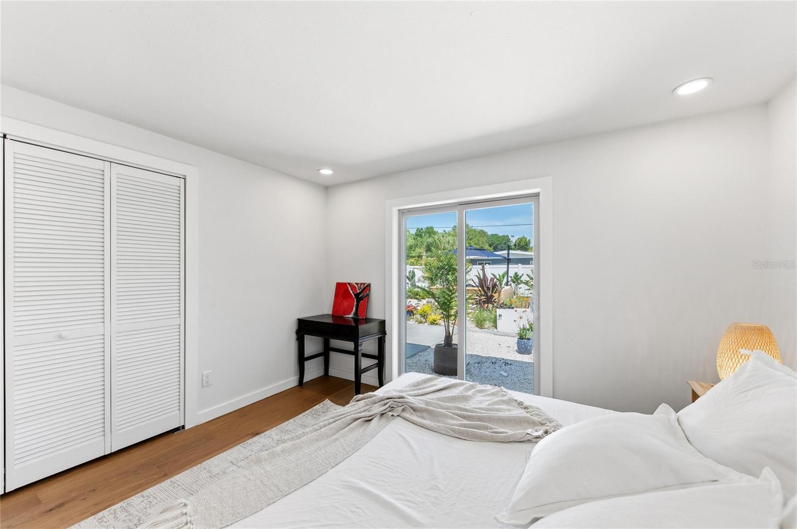 Image 23 of 45 For 2513 Croton Avenue