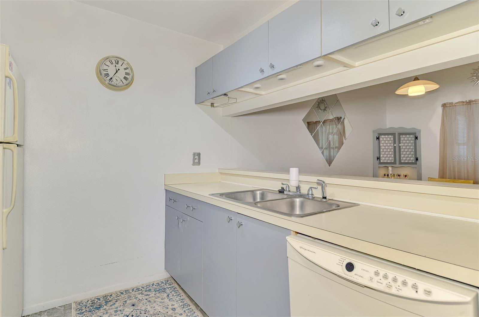 Image 17 of 40 For 3768 59th Avenue W 3768