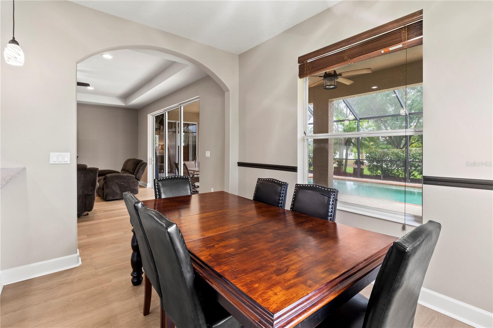 Listing photo id 9 for 1269 Western Pine Circle