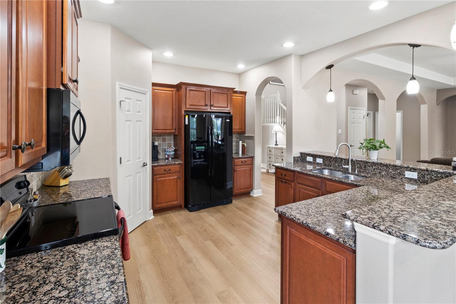 Listing photo id 11 for 1269 Western Pine Circle