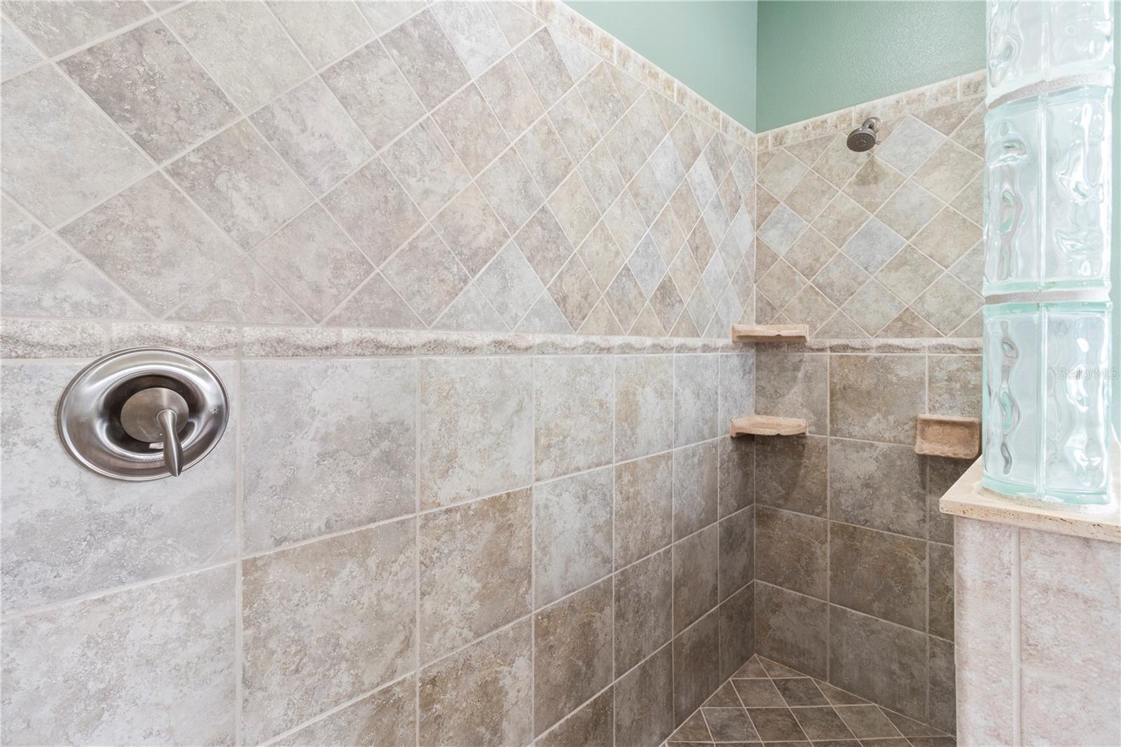 Listing photo id 24 for 1269 Western Pine Circle