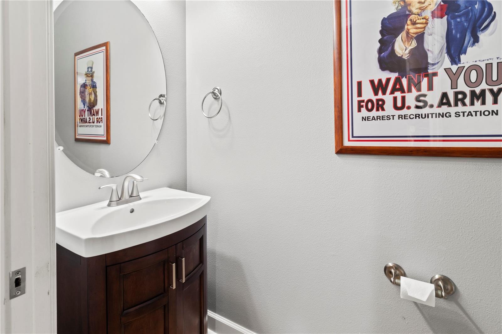 Listing photo id 25 for 1269 Western Pine Circle